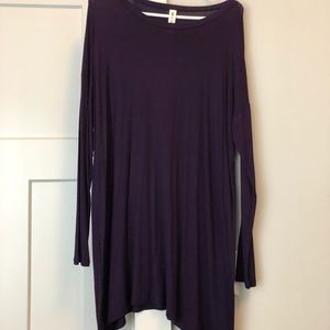 Super comfortable purple top
